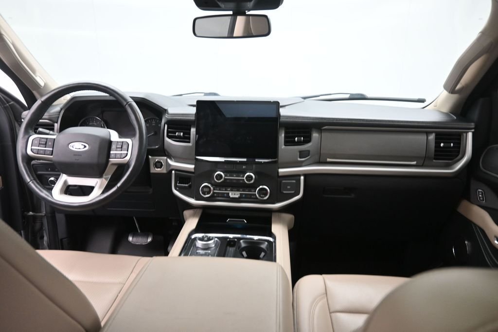 Used 2022 Silver Ford XLT image 12