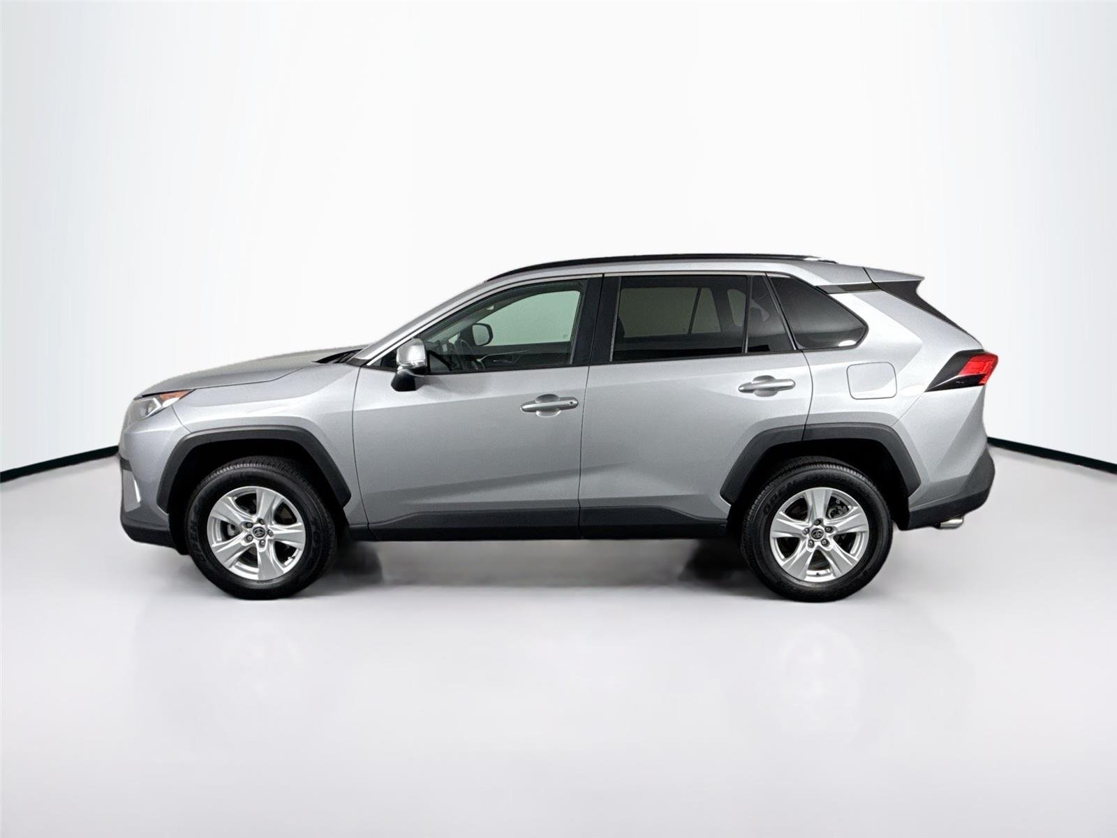 Used 2021 Silver Sky Metallic Toyota XLE image 11