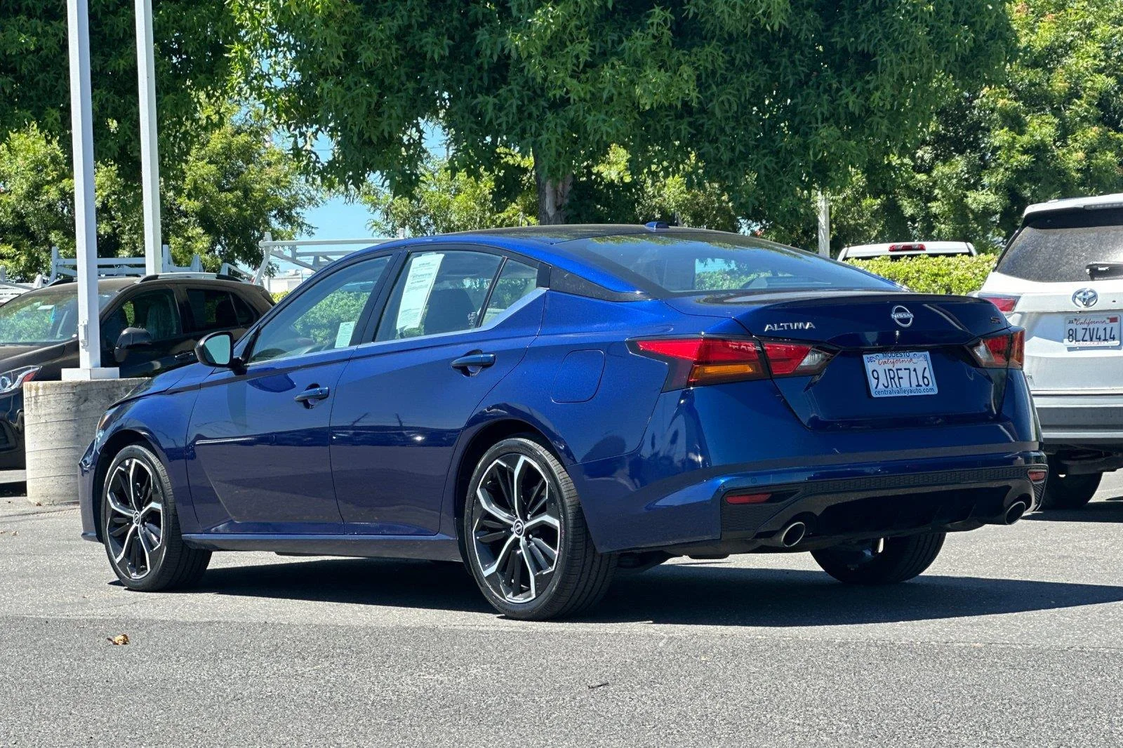 Used 2024 Deep Blue Pearl Nissan 2.5 SR image 6