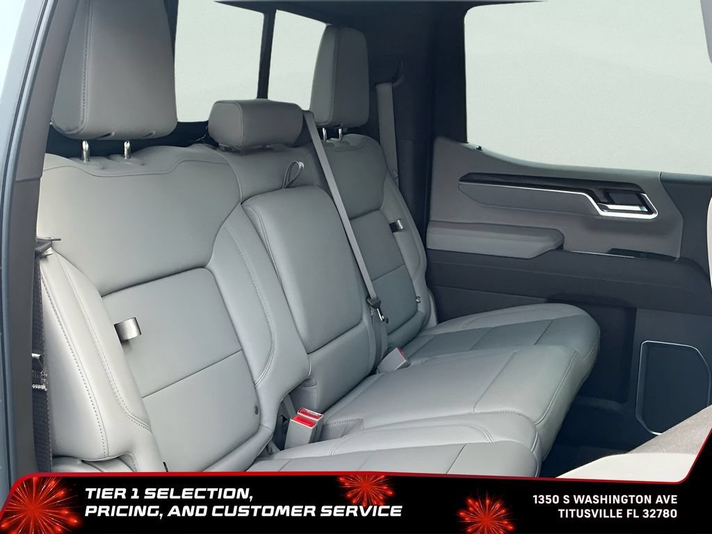 New 2026 Glacier White Tricoat GMC SLT image 18