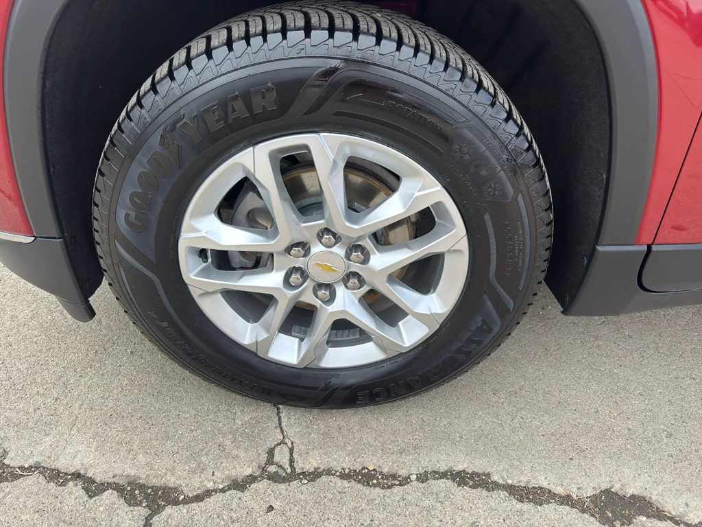 Used 2019 Cajun Red Tintcoat Chevrolet LT Cloth image 11