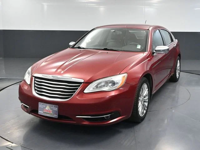 2012 Chrysler 200 Limited - Photo 10