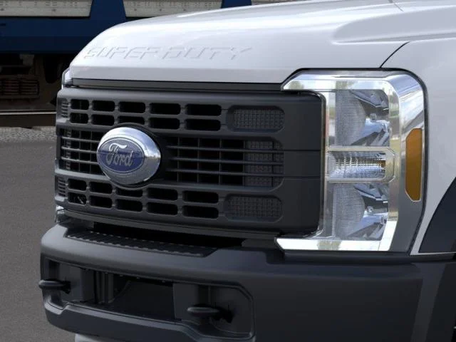 New 2026 Oxford White Ford F-600® XL image 41