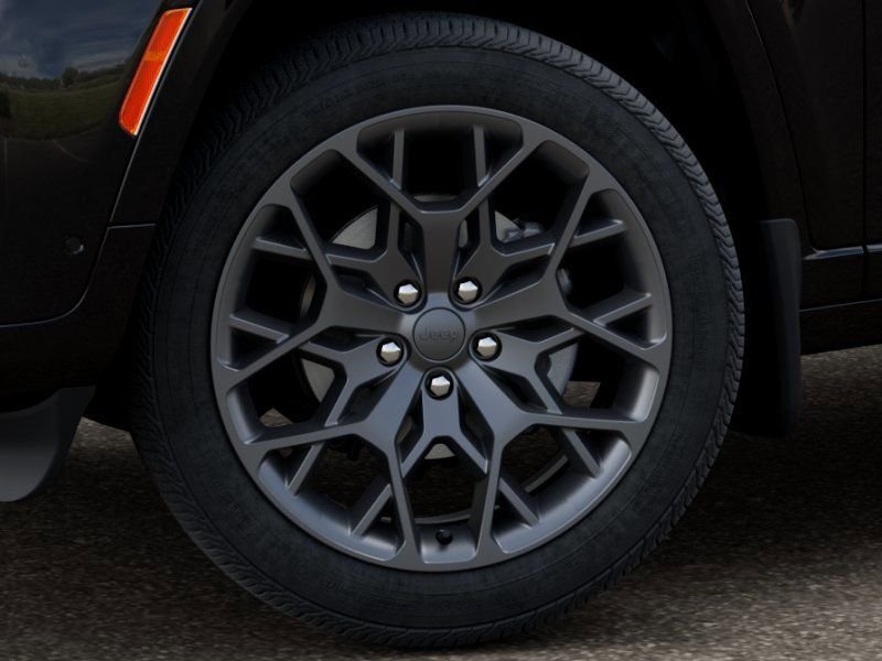 New 2026 Diamond Black Crystal Pearl-Coat Exterior Paint Jeep Summit image 8