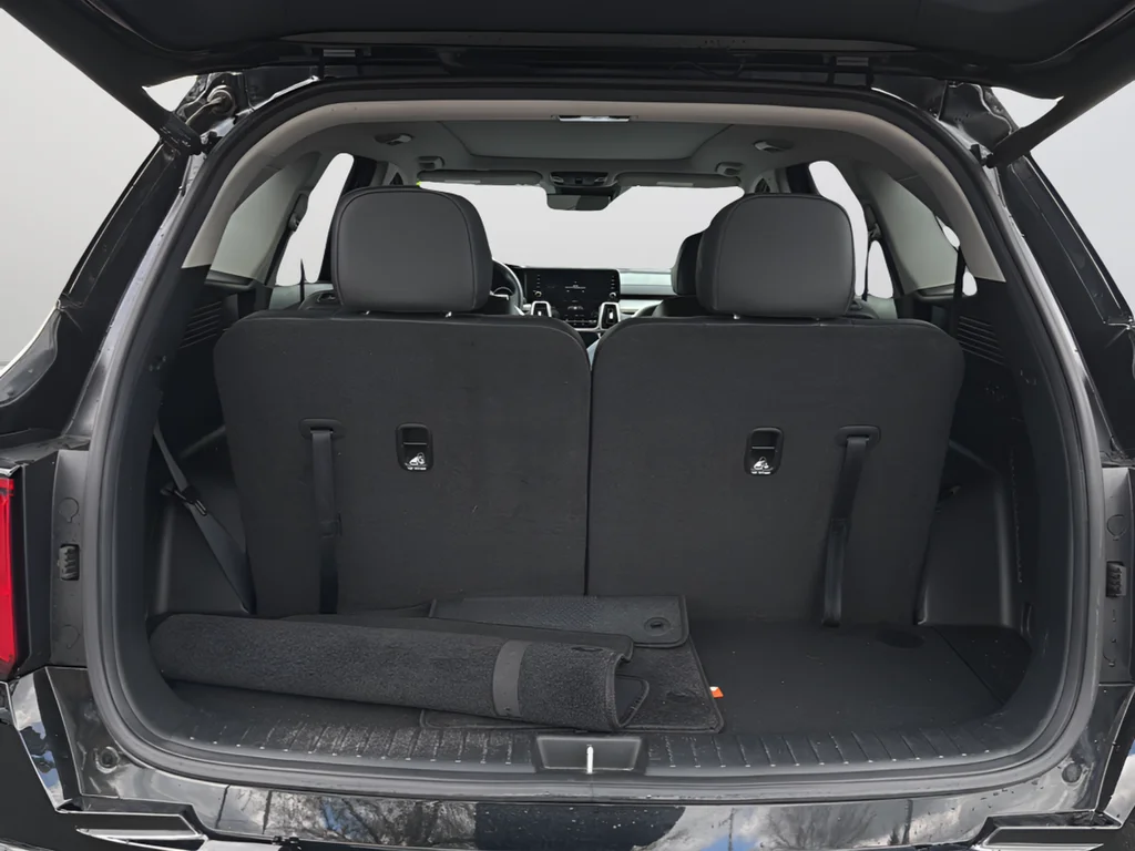 Used 2023 Black Kia SX image 13