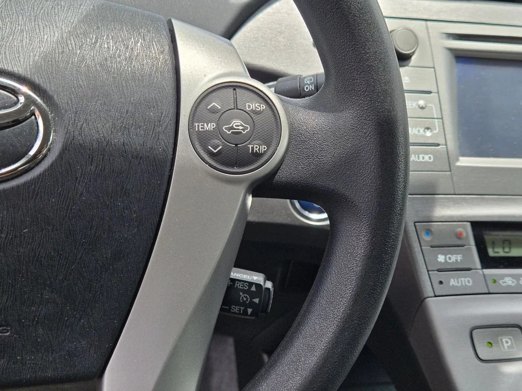 Used 2015 Silver Toyota Two image 26