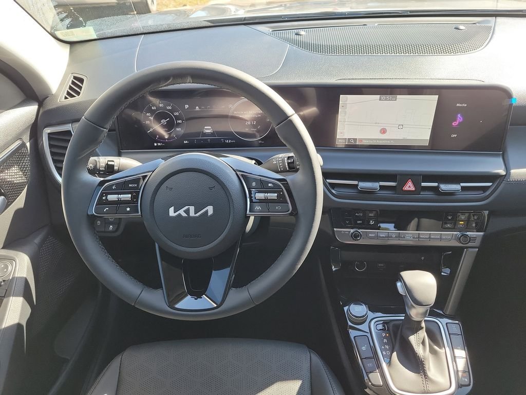 New 2026 Gray Kia EX image 19