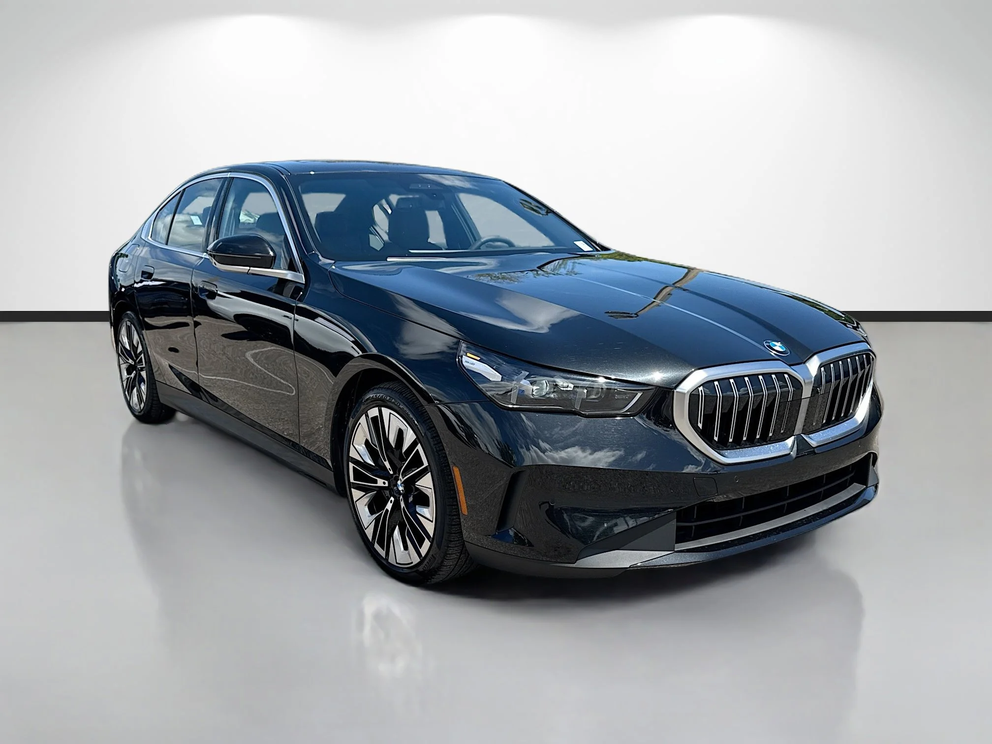 2026 BMW 5 Series 540i xDrive Sedan's photo