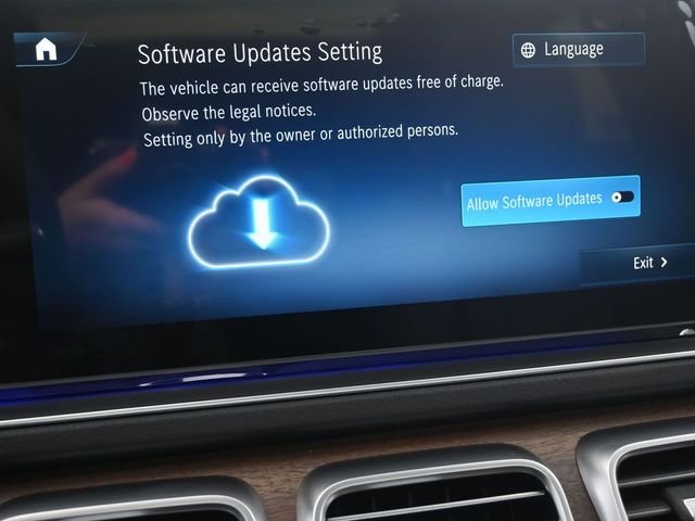Used 2025 Silver Mercedes-Benz GLS 450 image 6