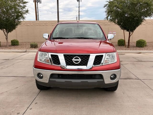 Used 2016 Red Nissan SL image 3
