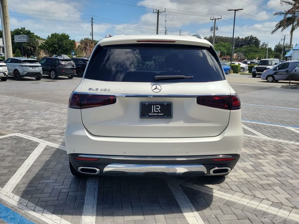 Used 2022  Mercedes-Benz GLS 450 image 4