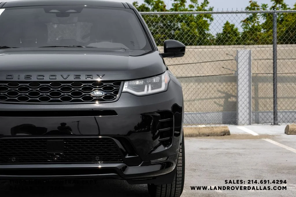 New 2026 Santorini Black Metallic Land Rover Landmark image 40