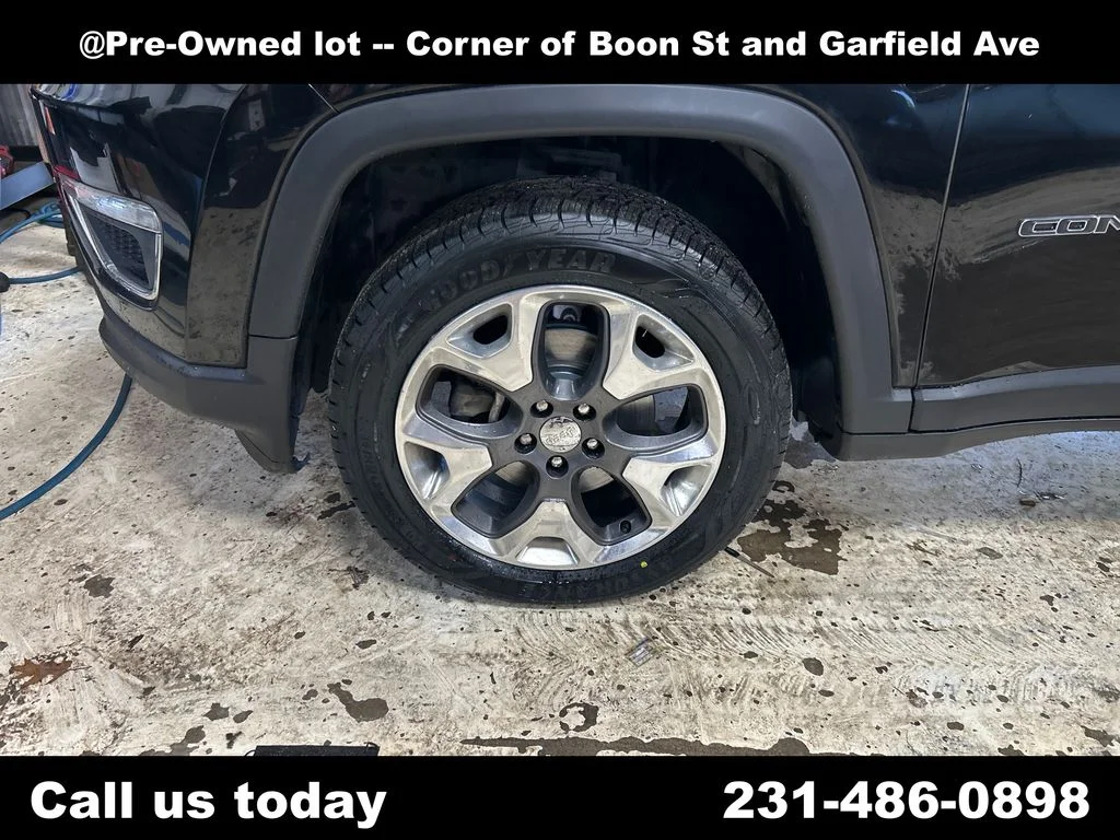 Used 2019 Black Jeep Limited image 11