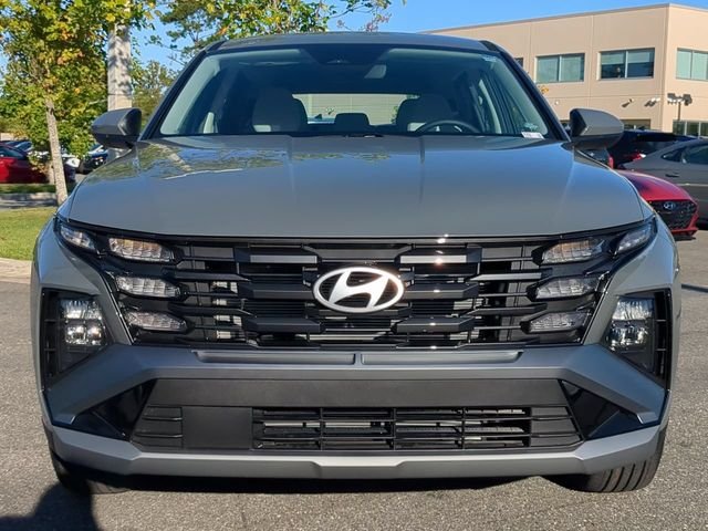 Used 2025 Gray Hyundai SE image 9