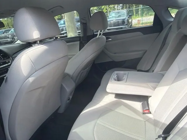 Used 2019 Symphony Silver Hyundai ECO image 9