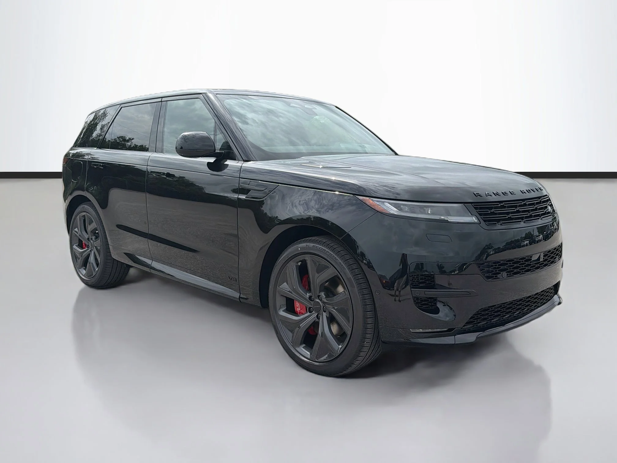 New 2026 Santorini Black Land Rover Dynamic SE image 7