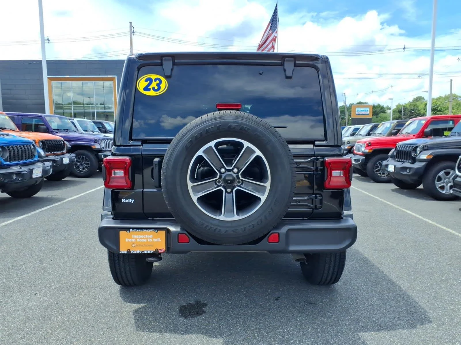 Certified Used 2023 Black Clearcoat Jeep Sahara image 9