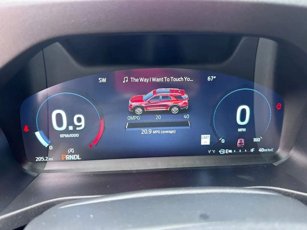 2026 Ford Explorer ST-Line - Photo 17