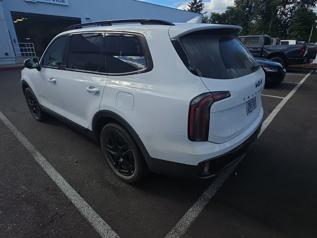 Certified Used 2025 White Pearl Kia SX-Prestige X-Line image 4