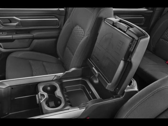 New 2027 Diamond Black Crystal Pearl-Coat Exterior Paint RAM Big Horn/Lone Star image 11