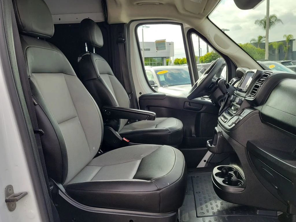 Used 2025 White Ram High Roof image 16