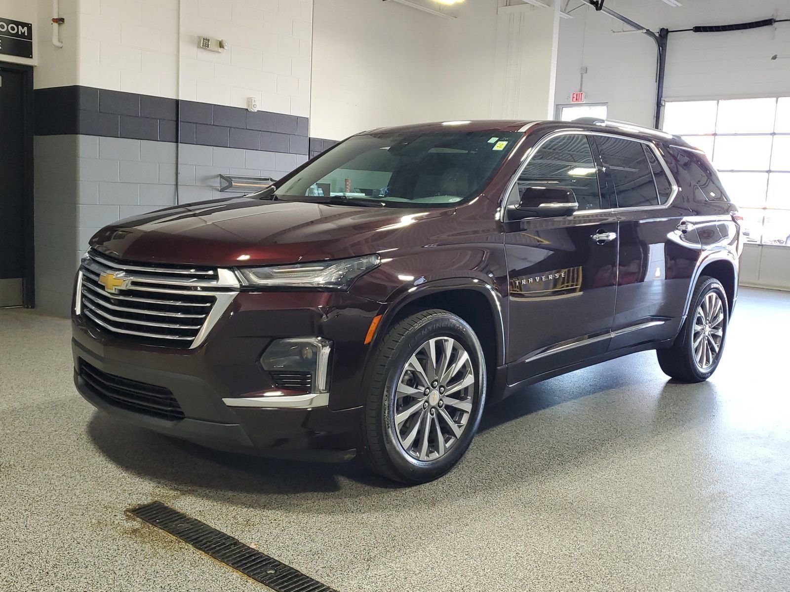 Used 2023 Red Chevrolet Premier image 2
