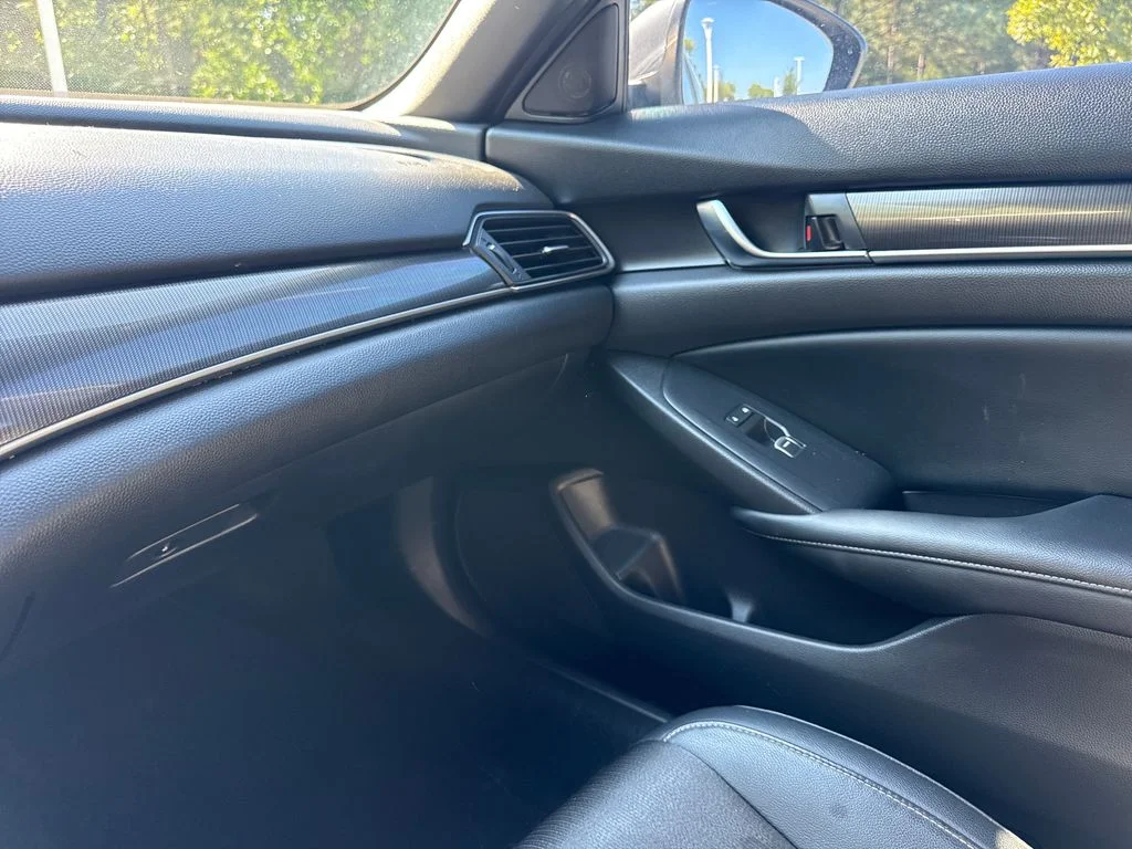 Used 2018 Modern Steel Metallic Honda Sport image 17