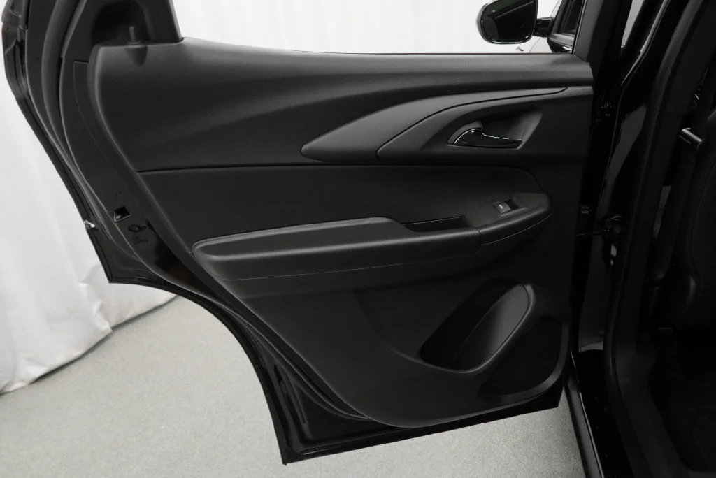 New 2026 Mosaic Black Metallic Chevrolet RS image 33