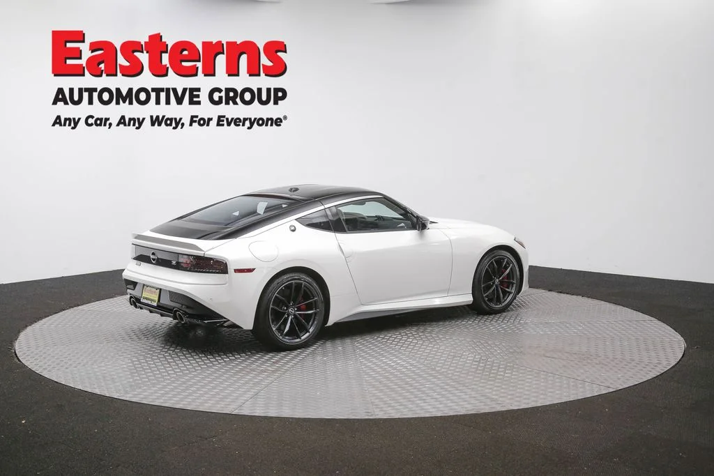 Used 2025 White Nissan Performance image 39