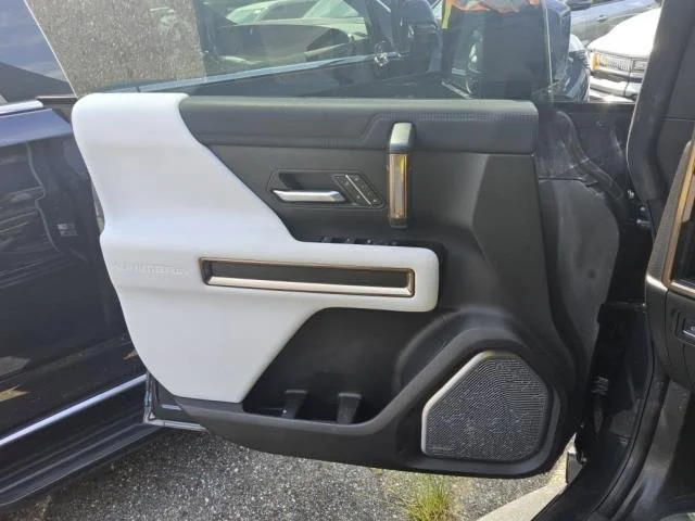 Used 2025 Graphite Blue Metallic GMC 2X image 6