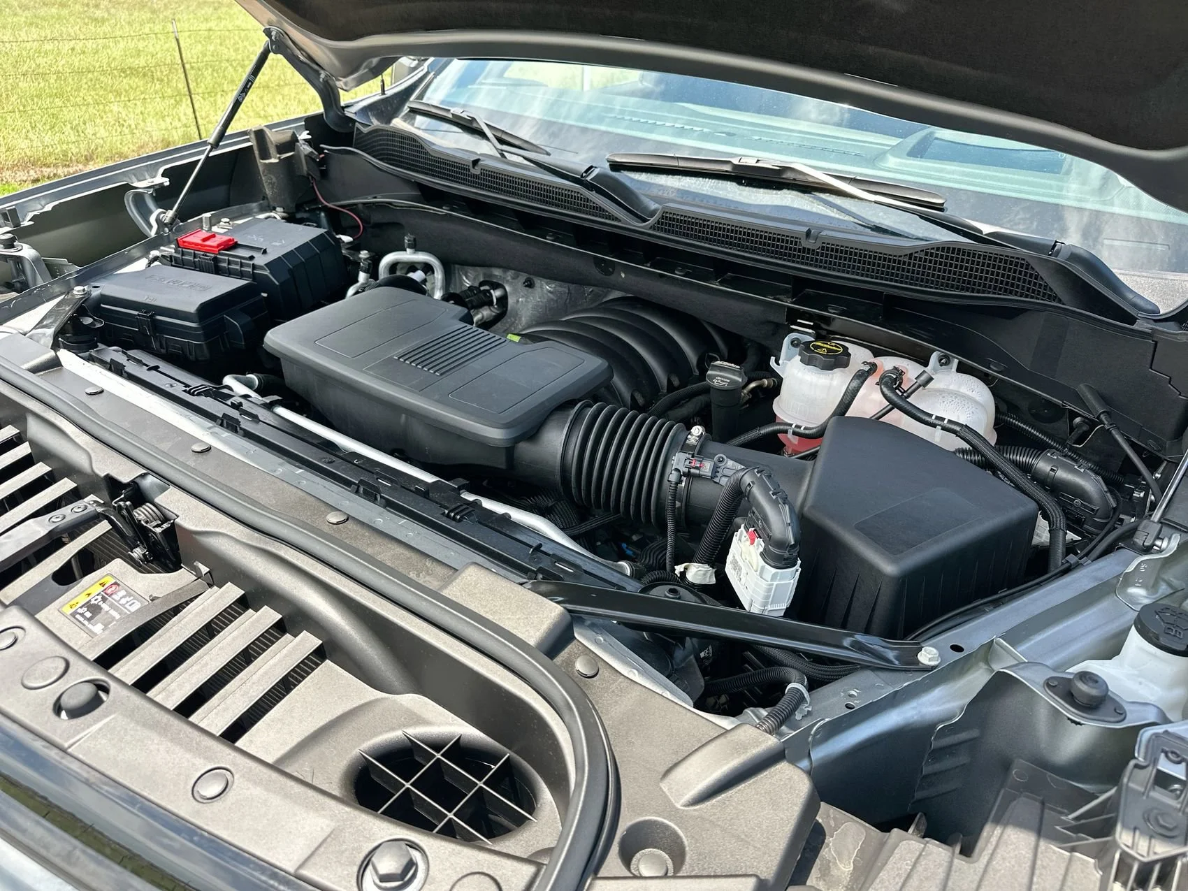 Used 2024 Sterling Gray Metallic Chevrolet ZR2 image 27