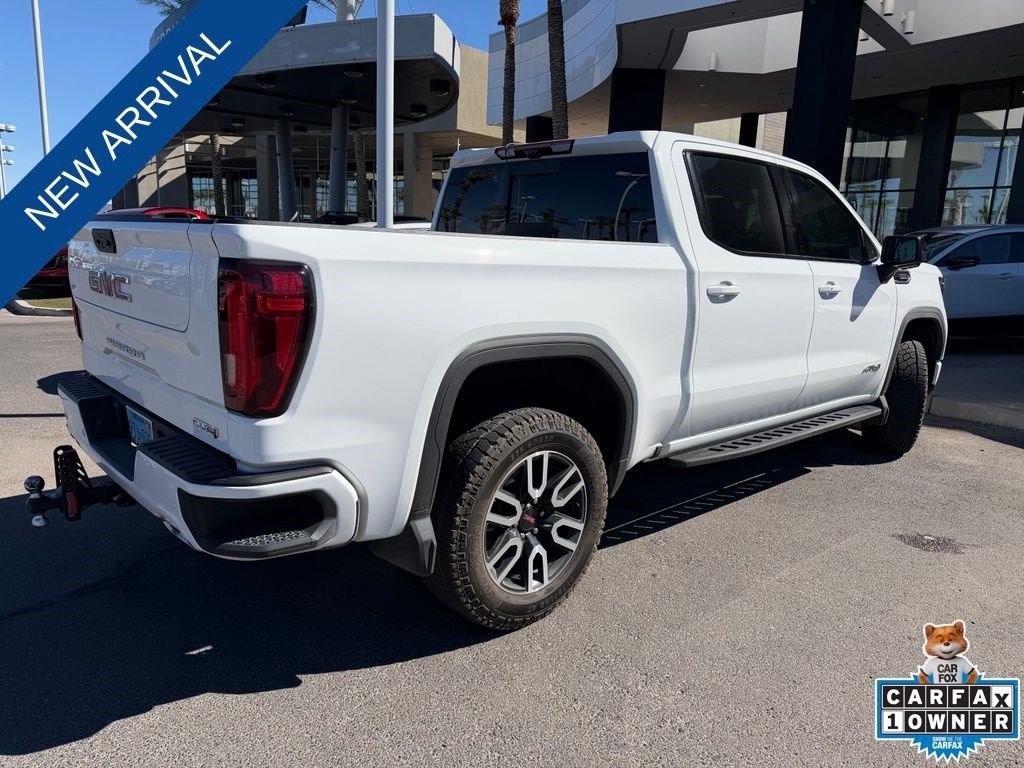 Used 2025 Summit White GMC AT4 image 3