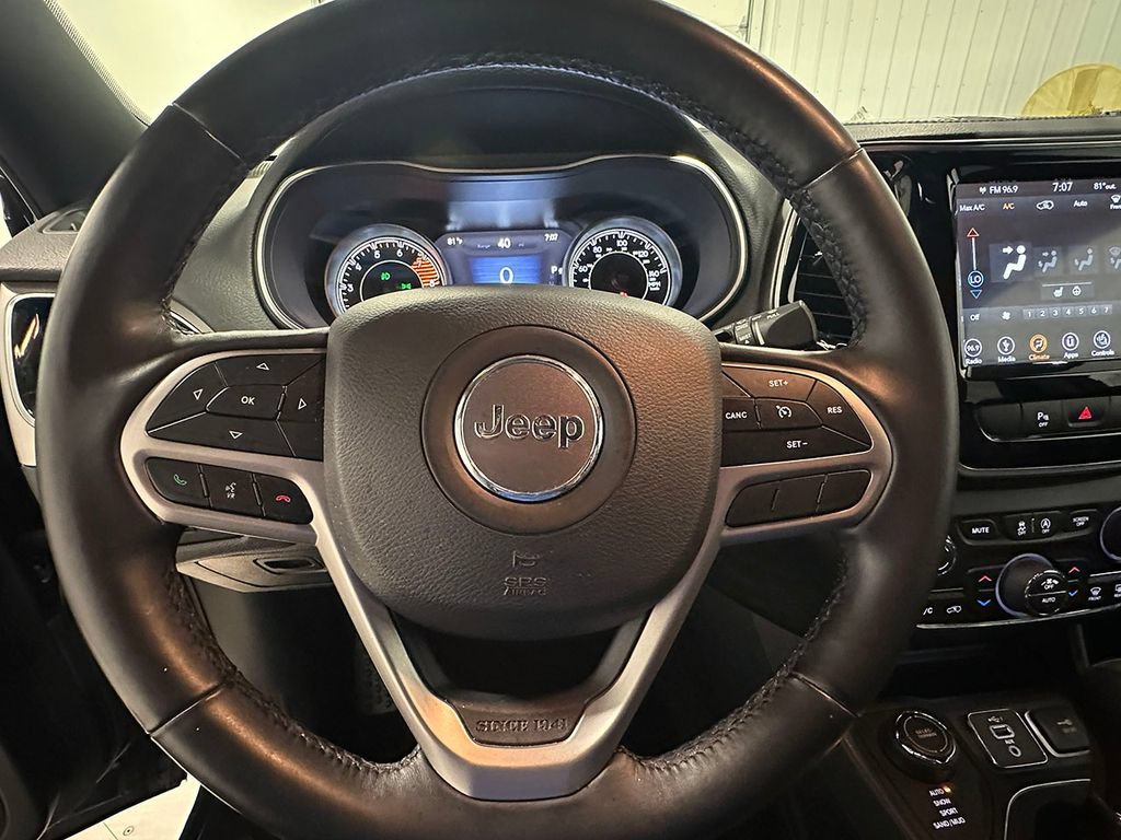 Used 2019  Jeep High Altitude image 36