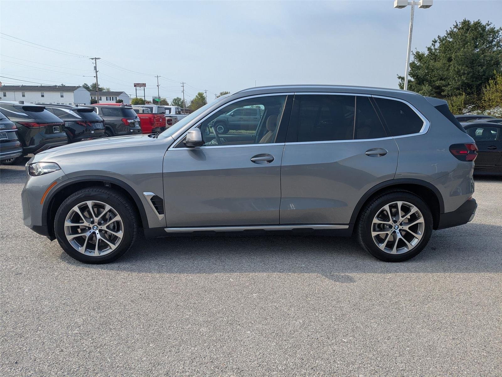 Certified Used 2024 Skyscraper Grey Metallic BMW xDrive40i image 8
