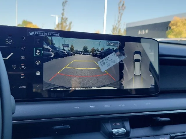 New 2026 Ivory Silver Kia Wind AWD image 23