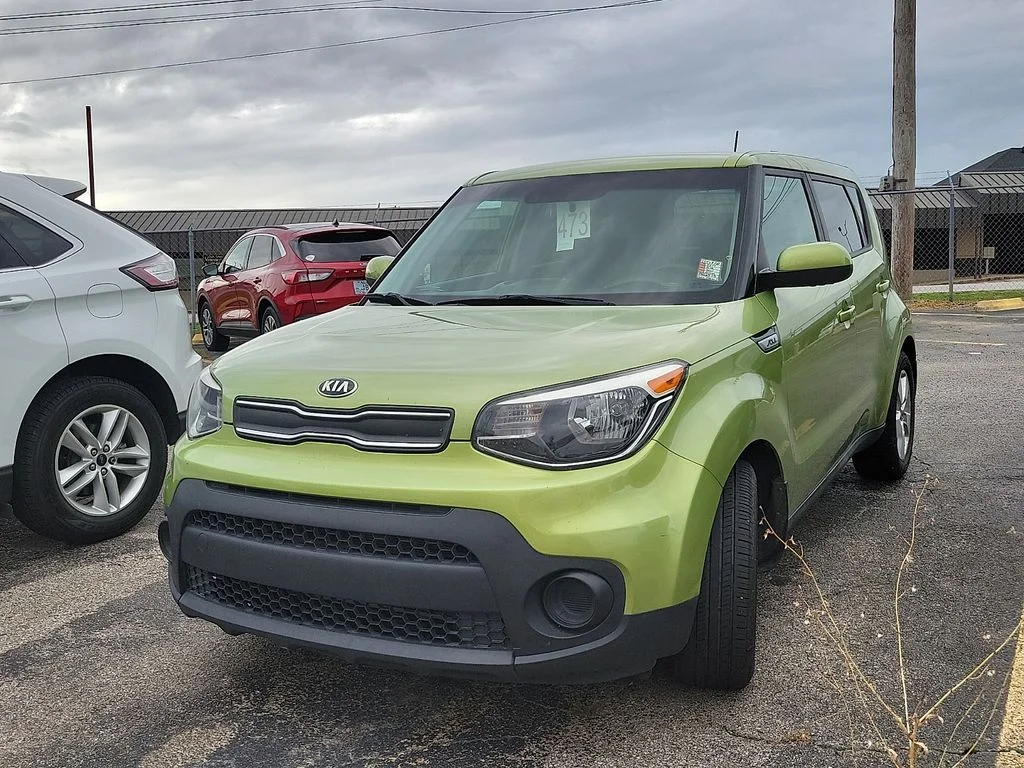 Used 2017 Alien II Kia Base image 2