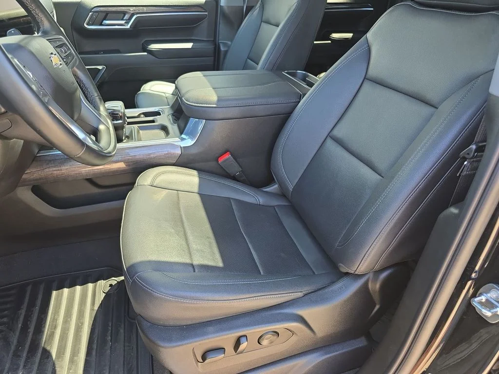 Used 2023 Black Chevrolet LTZ image 20