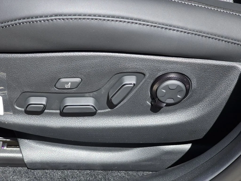 New 2027 Black Genesis 3.5T Prestige Black image 16