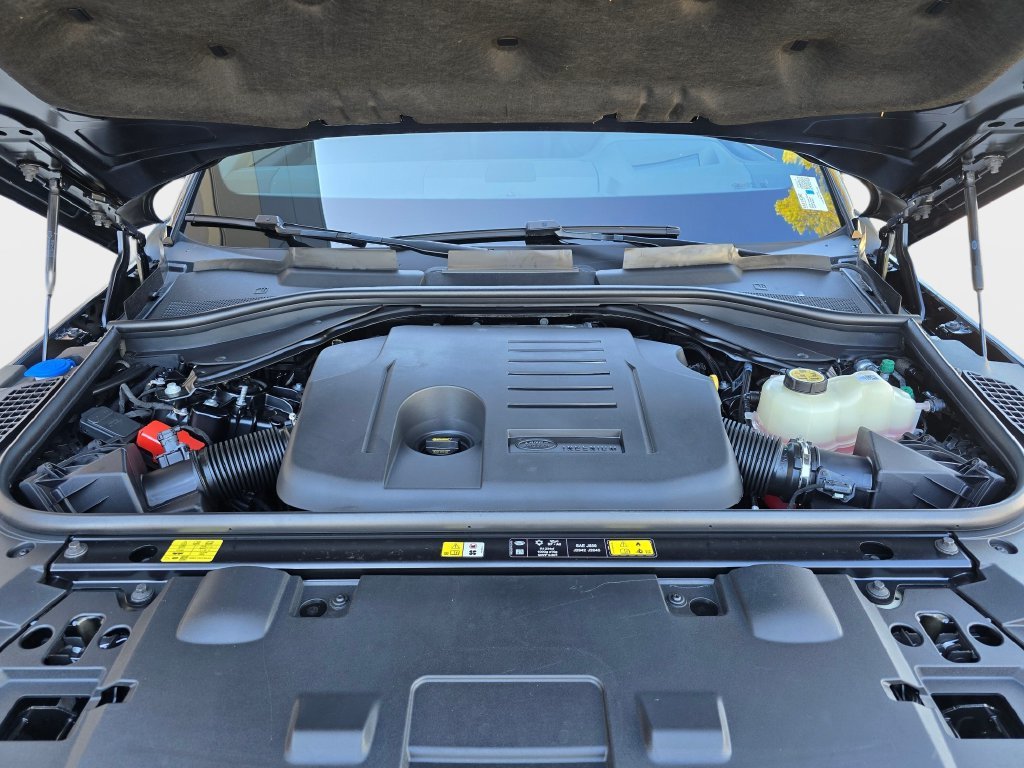 Certified Used 2025 Black Land Rover Dynamic SE image 32