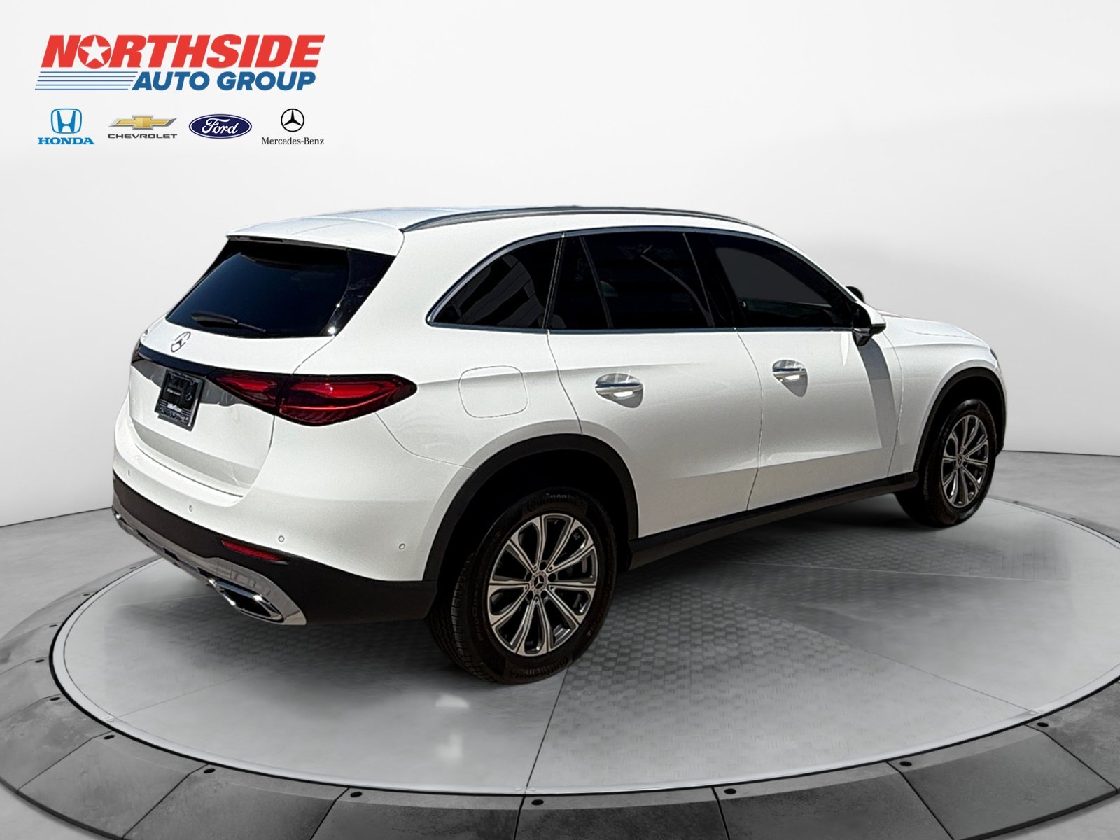 Certified Used 2026 Polar White Mercedes-Benz GLC 300 image 7