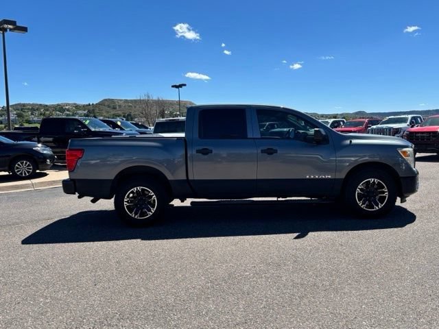 2017 Nissan Titan S - Photo 6