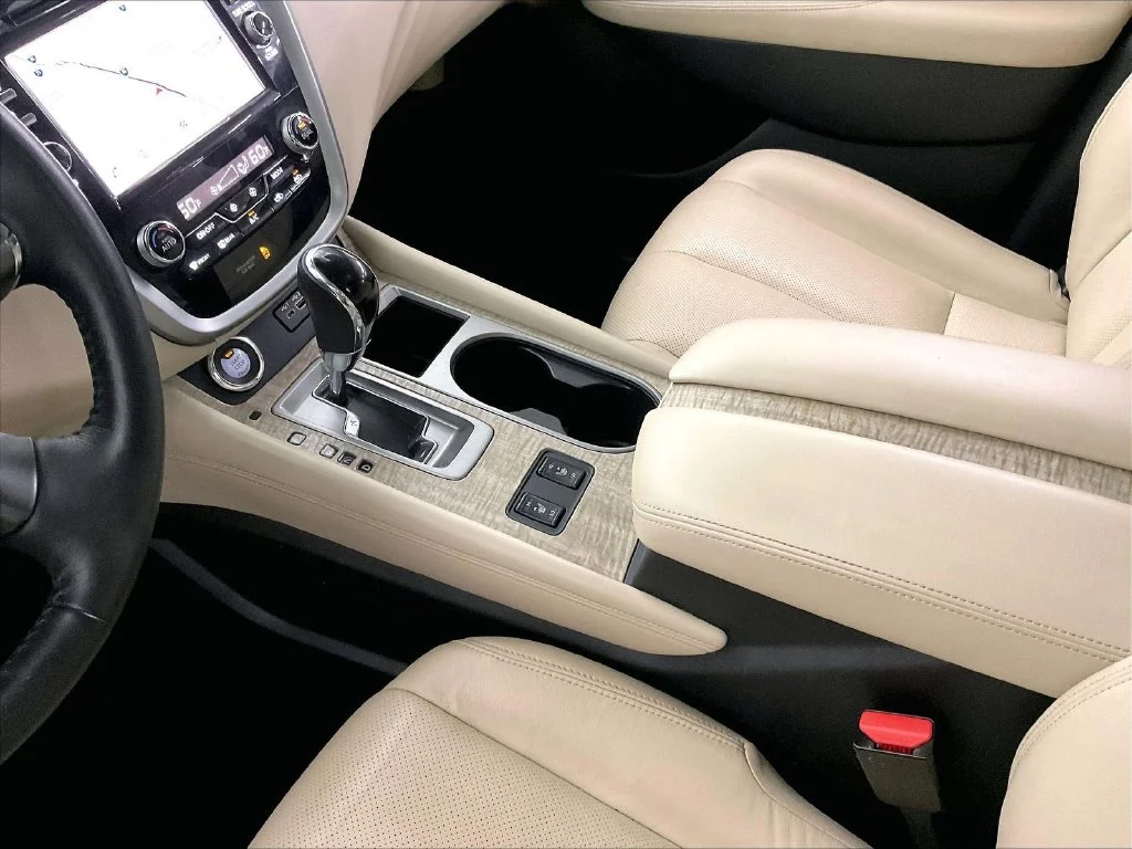 Used 2022 Gray Nissan SL image 20