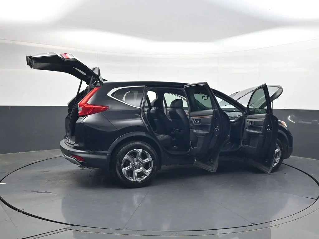 Used 2018 Crystal Black Pearl Honda EX-L image 39