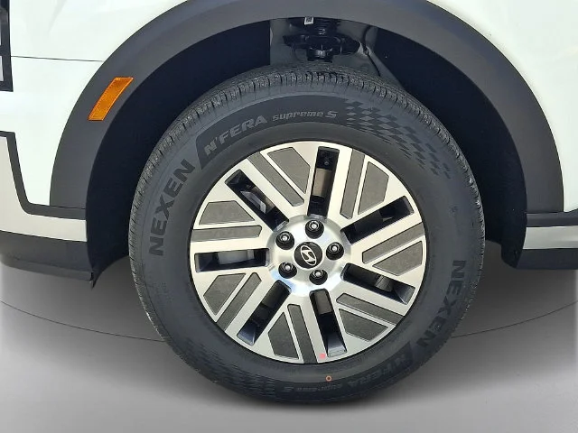 New 2026 White Hyundai SEL image 5
