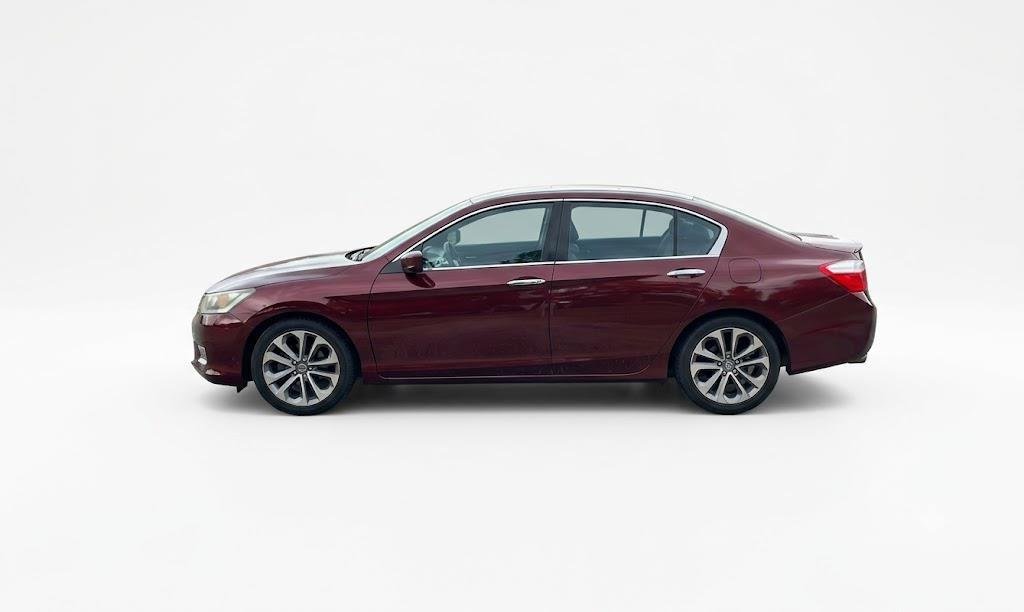 Used 2014  Honda Sport image 1
