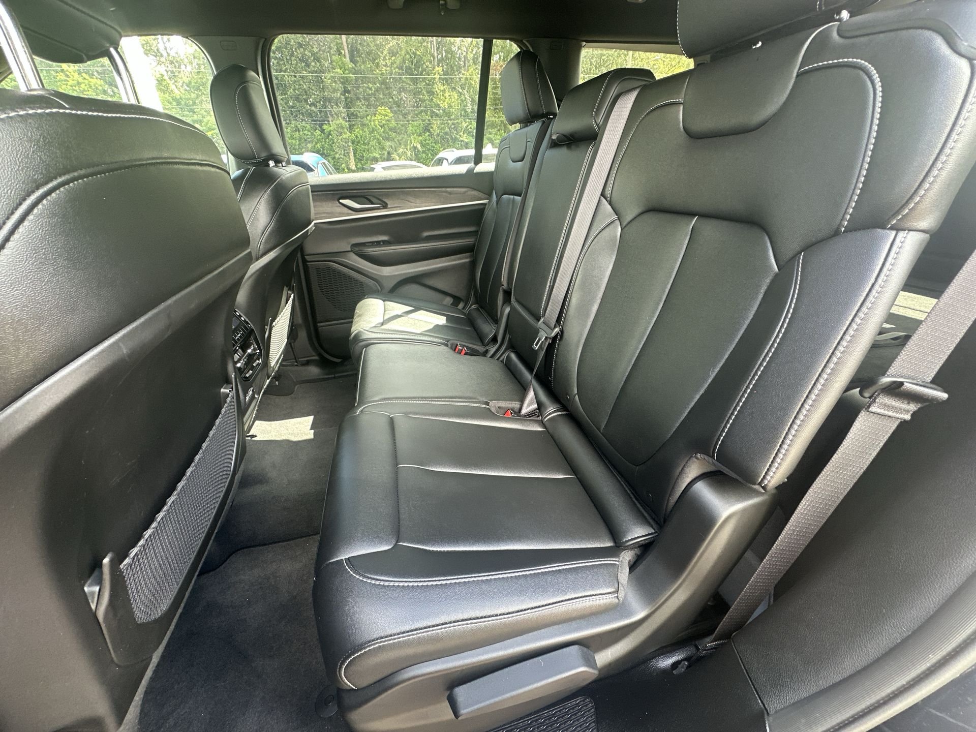 Used 2024 Black Jeep Limited image 18