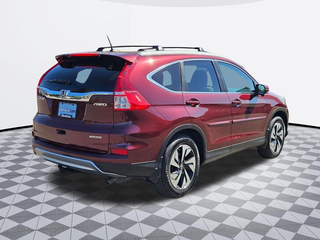 Used 2015  Honda Touring image 6