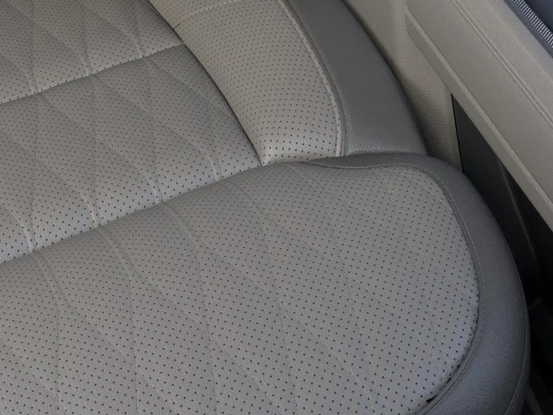New 2026 Glacier Gray Metallic Tri-Coat Ford Platinum image 17