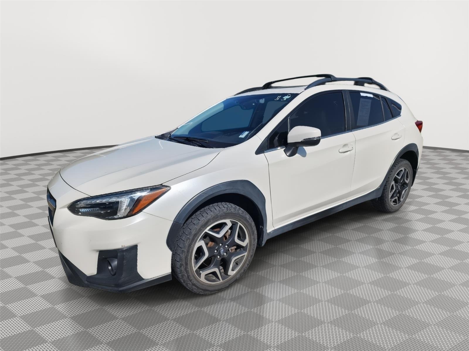 Used 2019 Crystal White Pearl Subaru Limited image 3