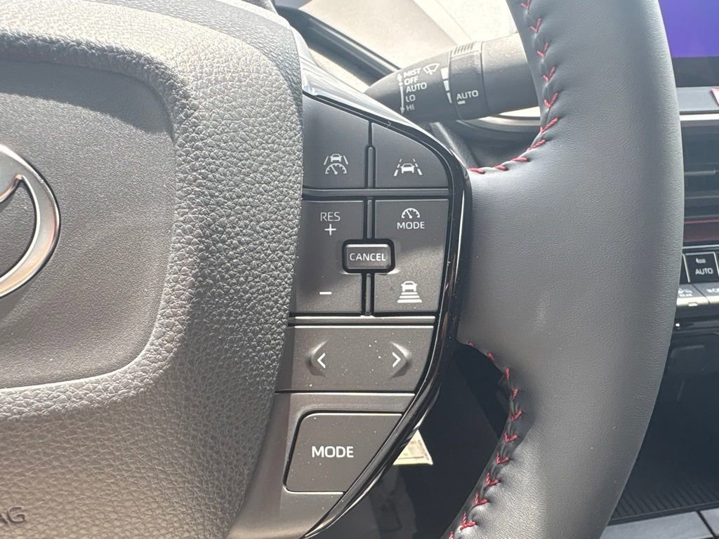 2026 Toyota Prius Plug-in Hybrid XSE - Photo 8